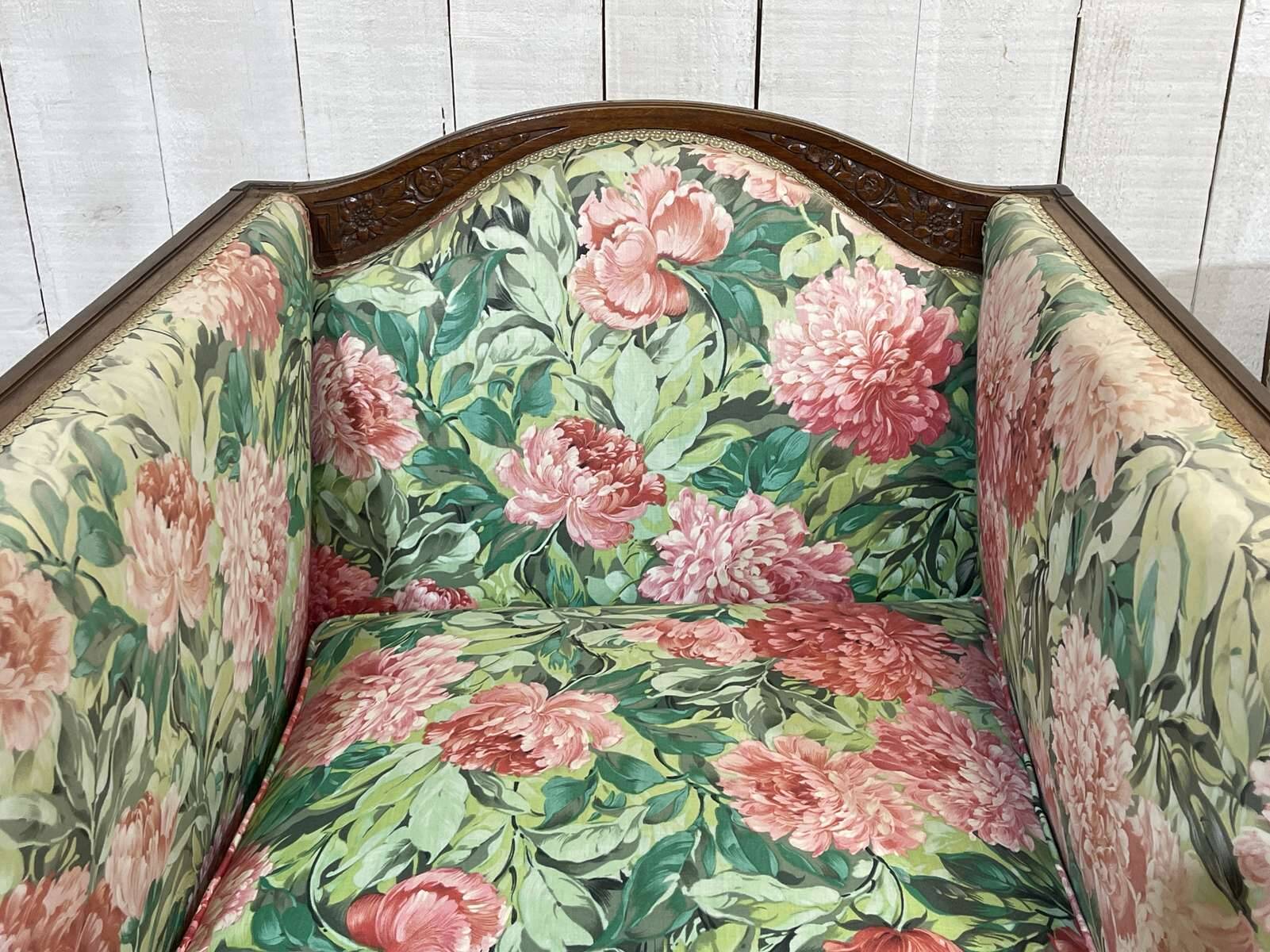 Pair of Art Deco armchairs in mahogany from the 1930s.