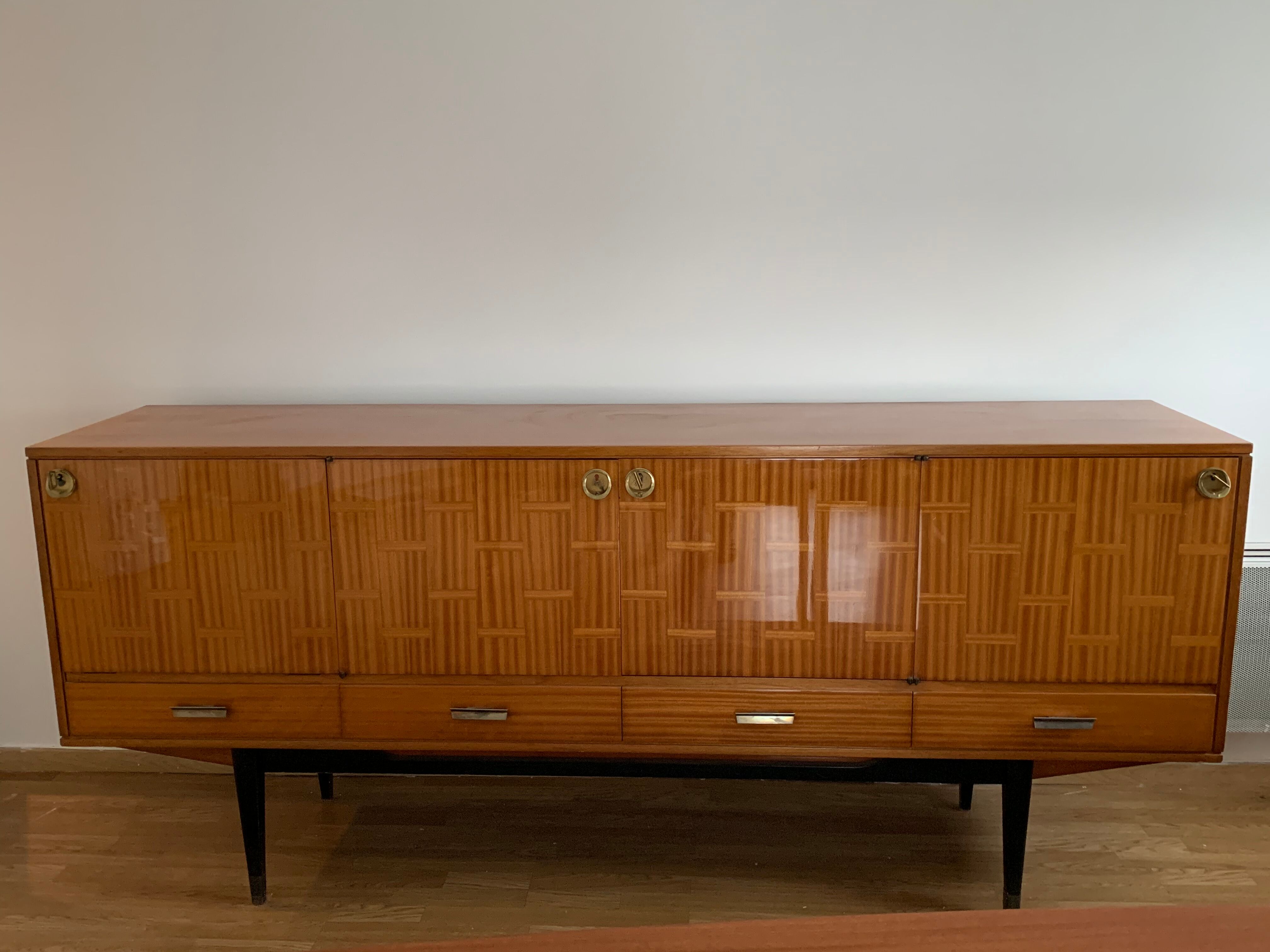 Sideboard