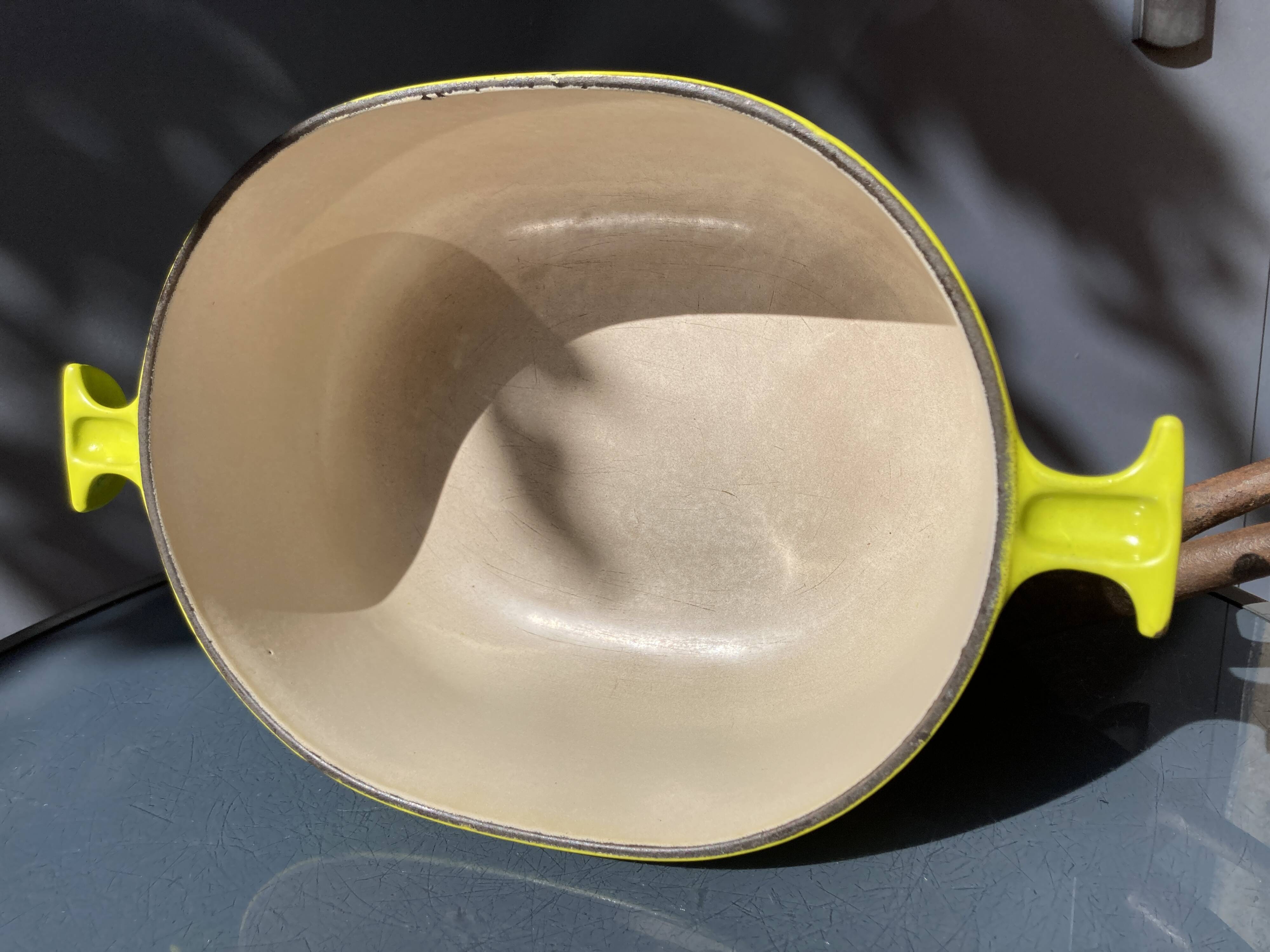 Vintage Le Creuset Enzo Mari La Mama Oval #25 Dutch Oven Lime/Chartreuse | #419736608