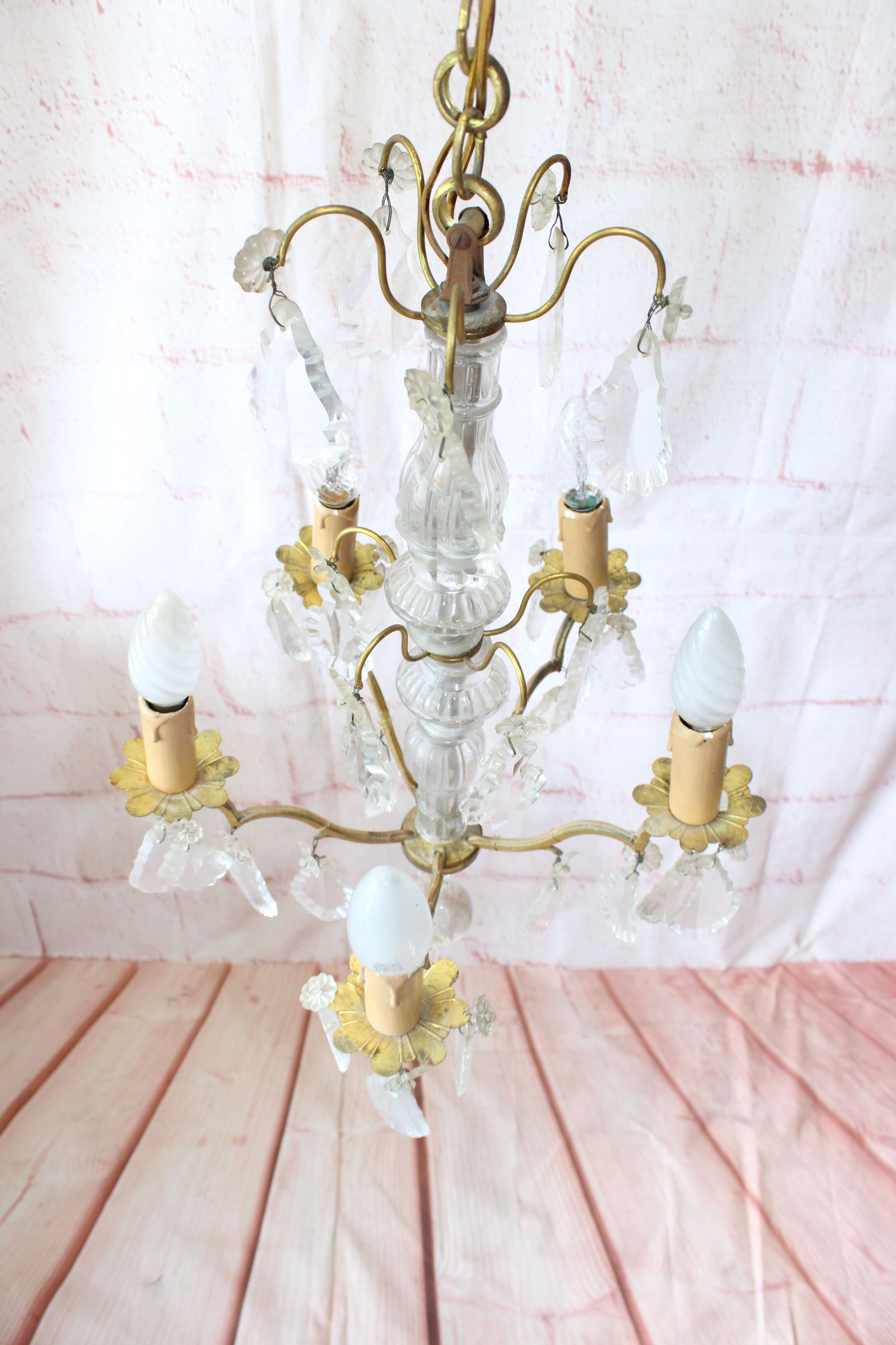 Baroque chandelier with crystal tassels