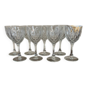 8 verres à pied Ciselés