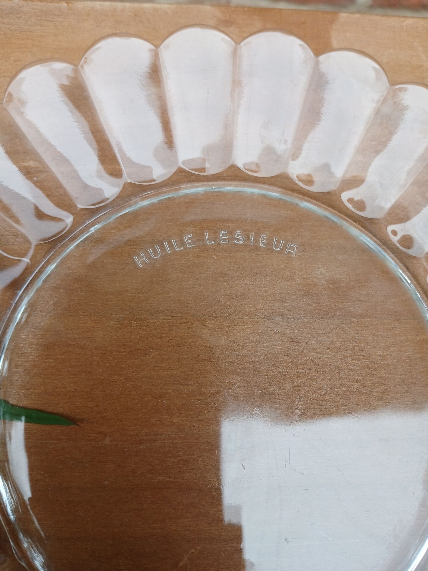 27 vintage Duralex dessert plates