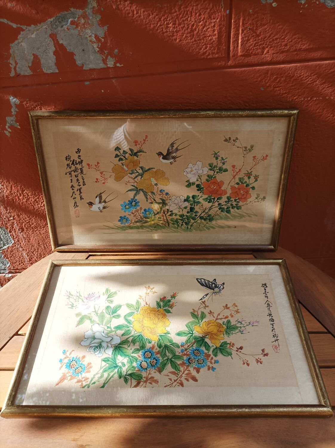 Set of 2 old framed hand-painted canvases signed