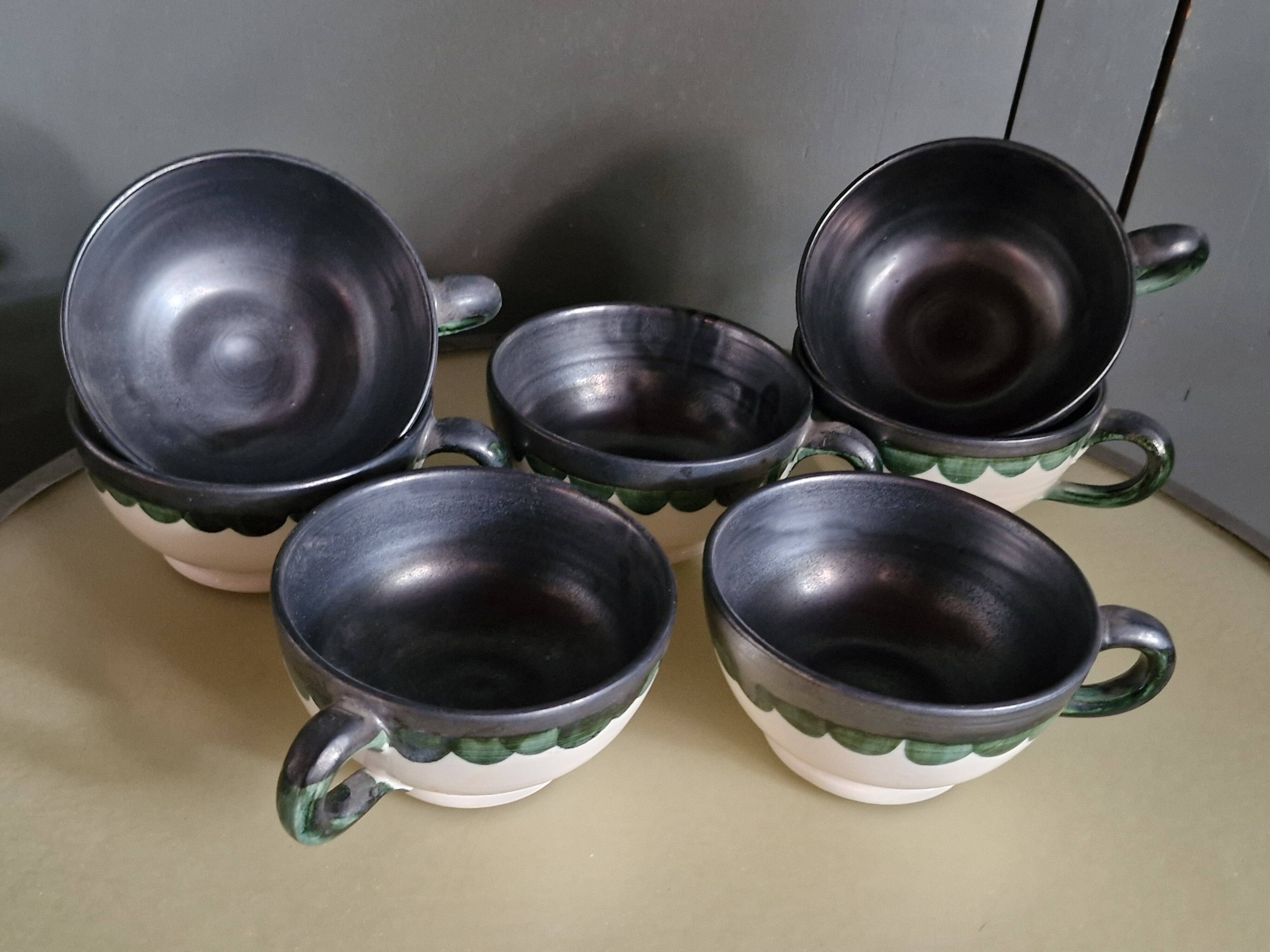 Vintage 7 Earthenware Mugs