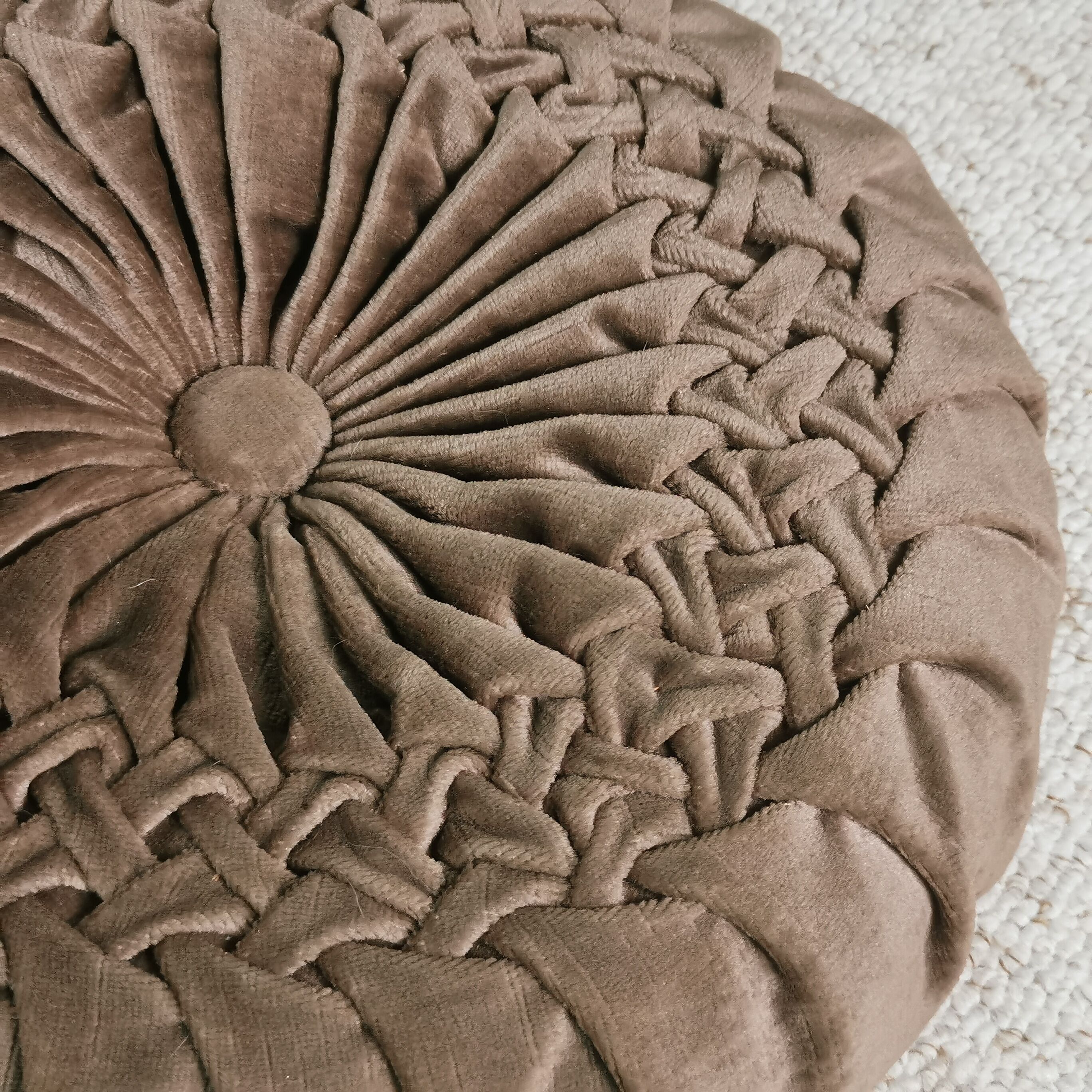 Pleated velvet cushions