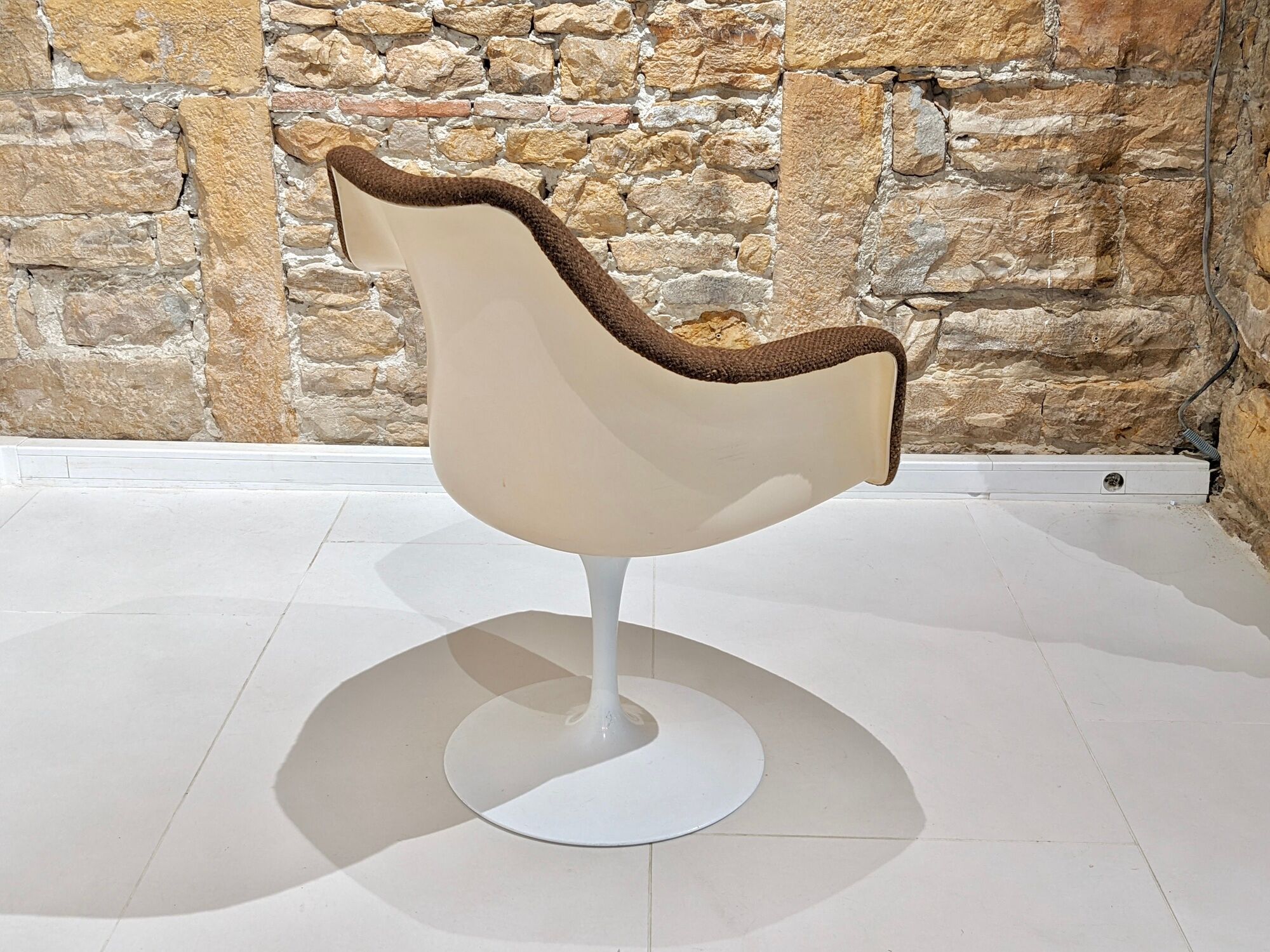 Set of 4 armchairs "Tulip" made by Eero Saarinen for Knoll