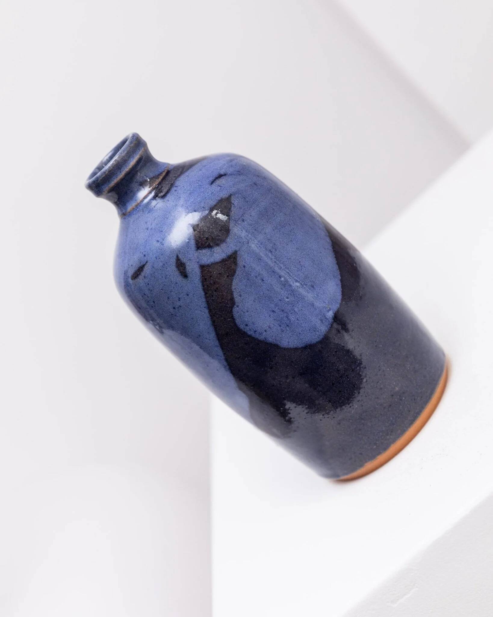 Navy Blue Glazed Ceramic Vase by Wolfgang Thibault Keramik – Mid-Century 1970s Studio Vase