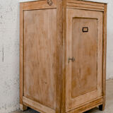 Meuble rustique en bois
