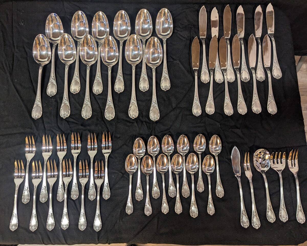 Christofle cutlery set – Marly model – 164 pieces – silver-plated metal