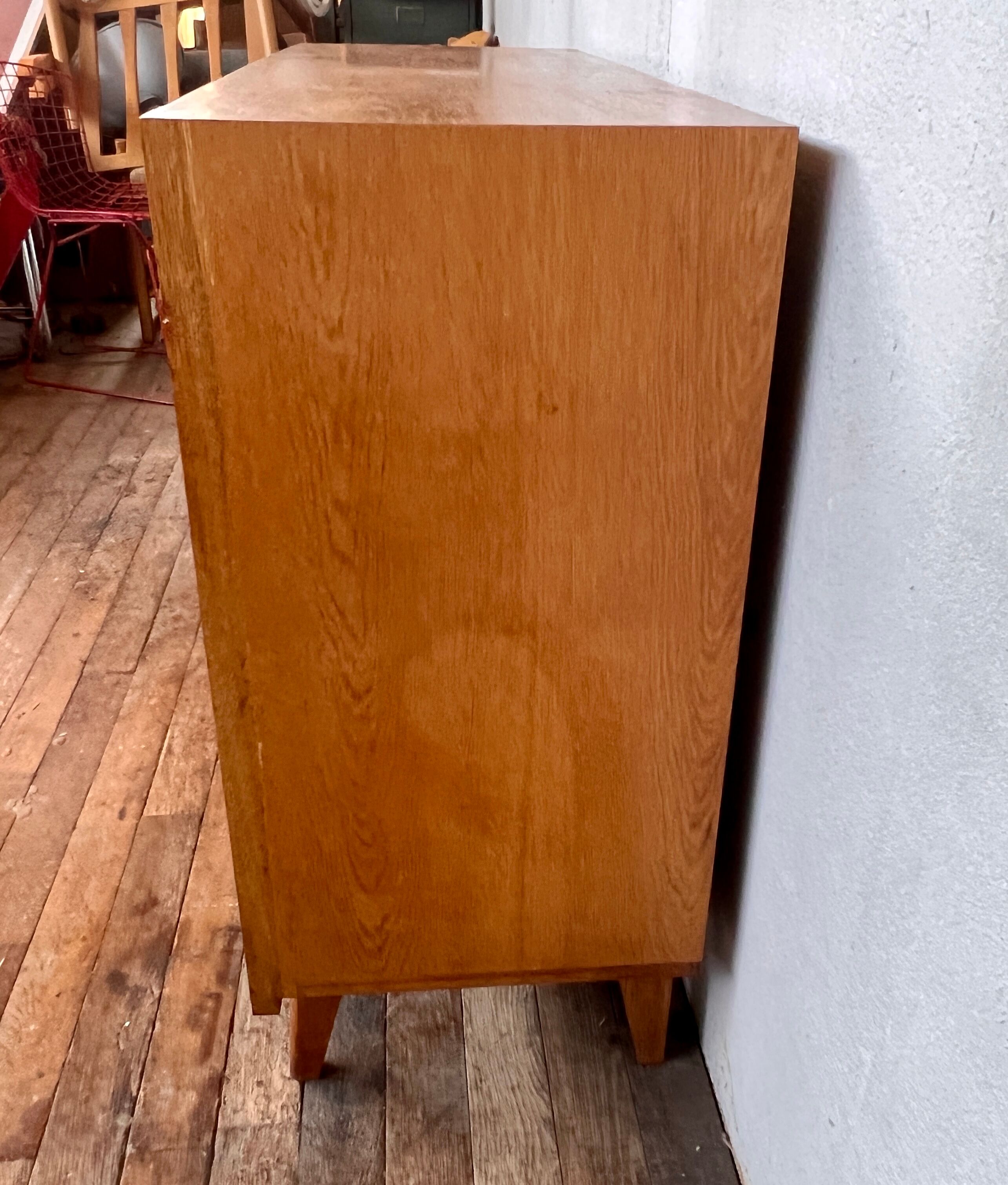 Enfilade scandinave étagère reglable