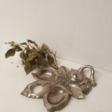Silver metal egg shell or servant
