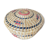 Round basket with a natural raffia lid