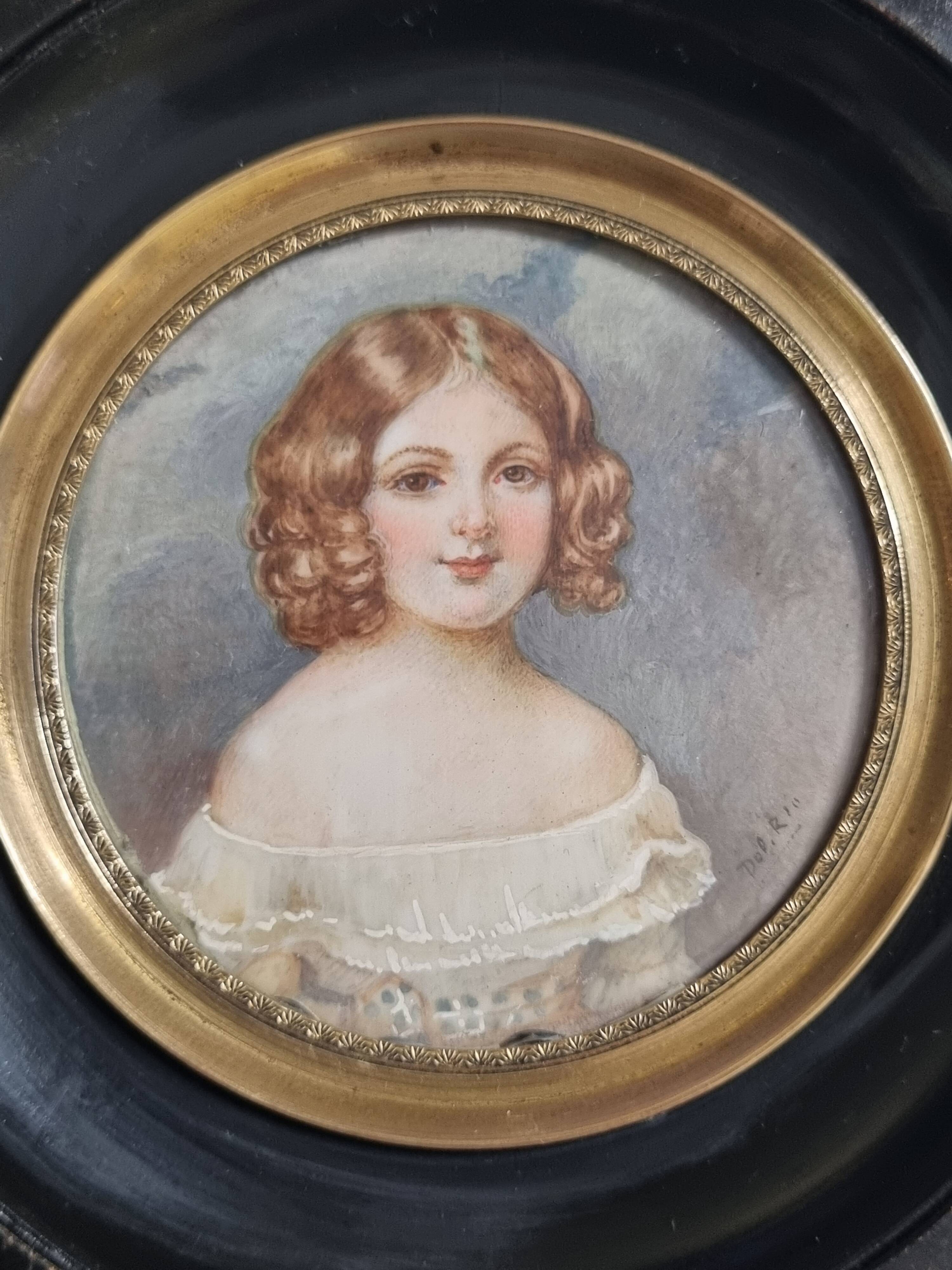 Miniature portrait de jeune femme romantique signée cadre bois 13 x 13 cm