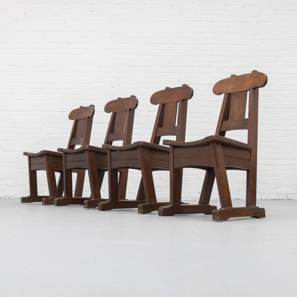 Ensemble de chaises de salle à manger brutalistes des années 1970