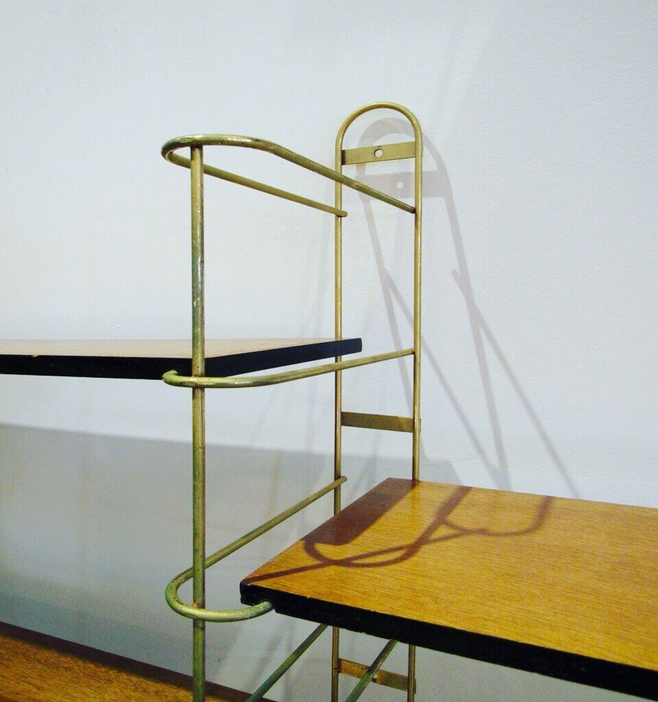 Etagère murale modulable en métal doré et bois