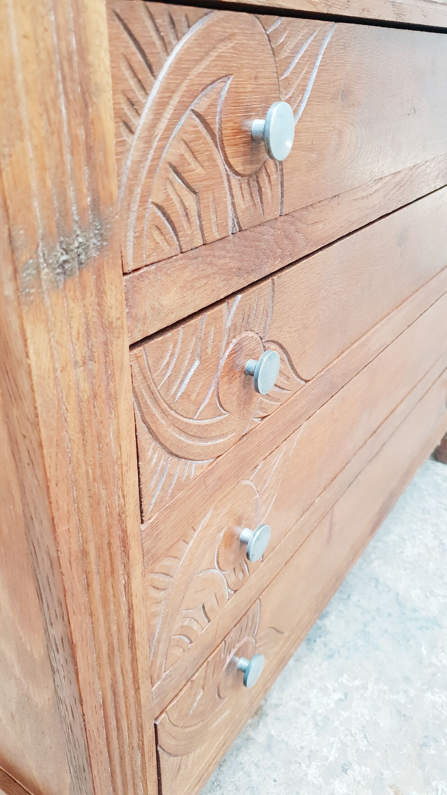 Commode vintage
