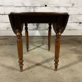 Round shuttered table
