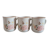 Flowery mugs