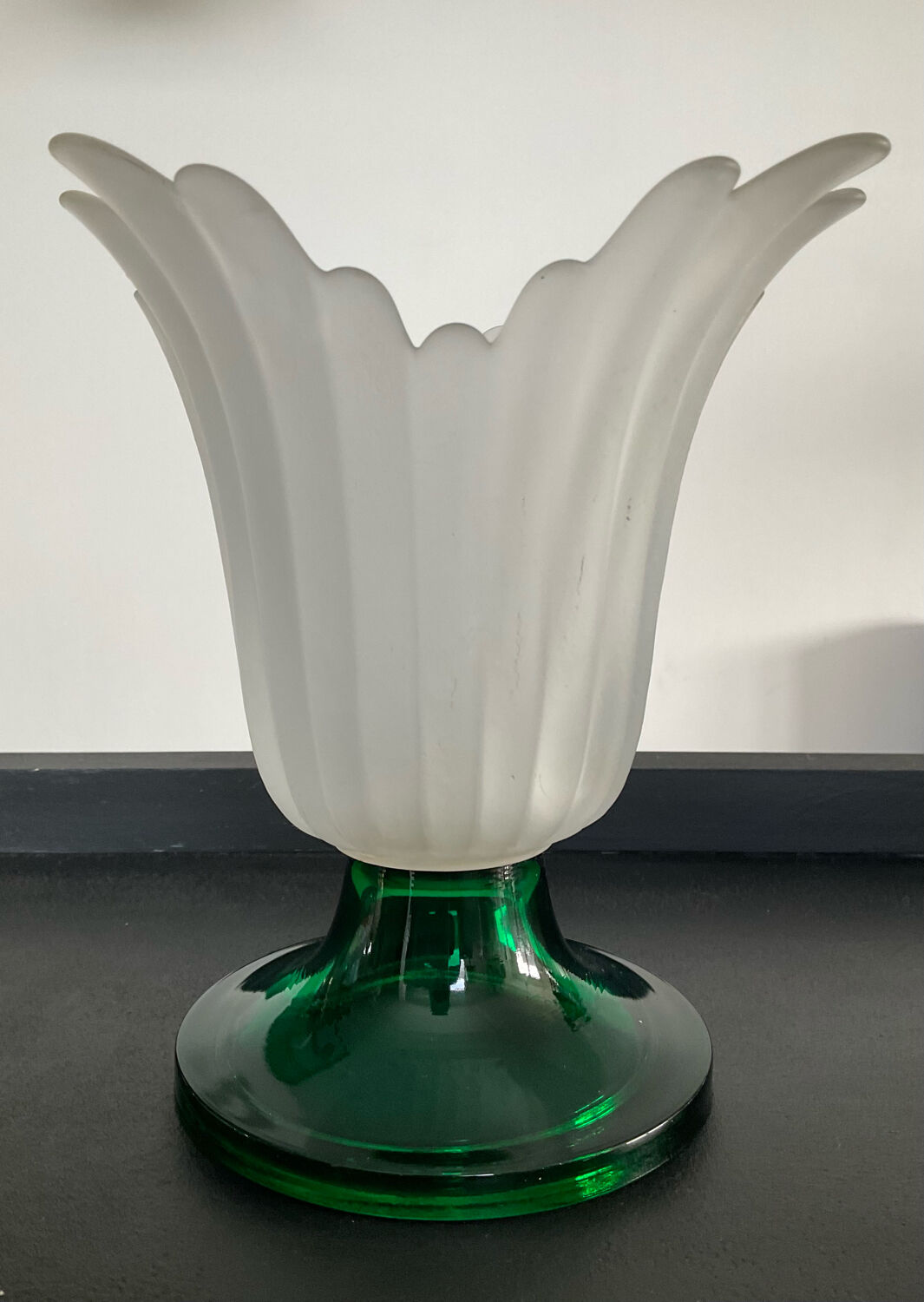 Vintage glass paste vase