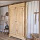 Armoire parisienne