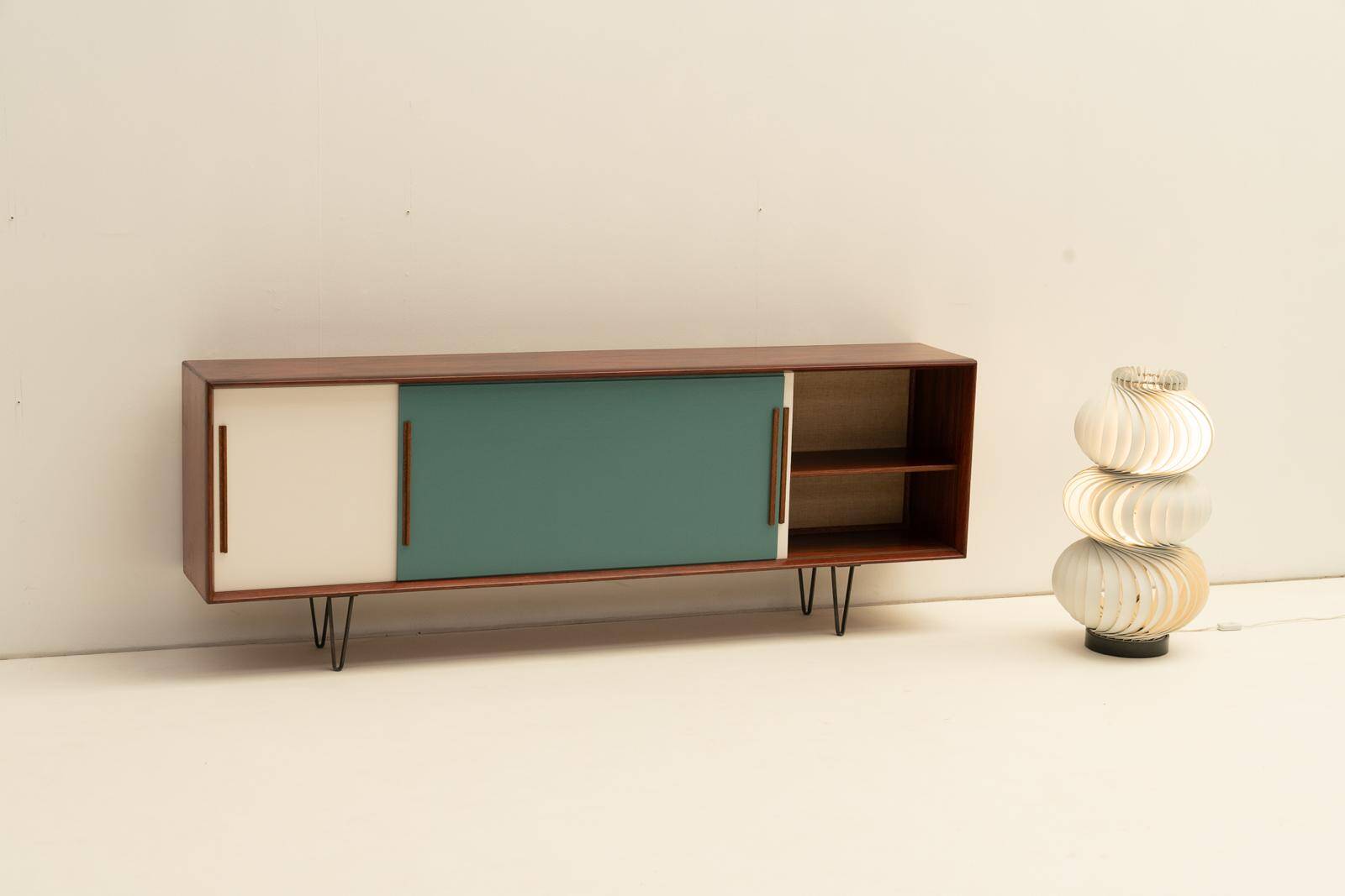 Scandinavian low sideboard 3 doors