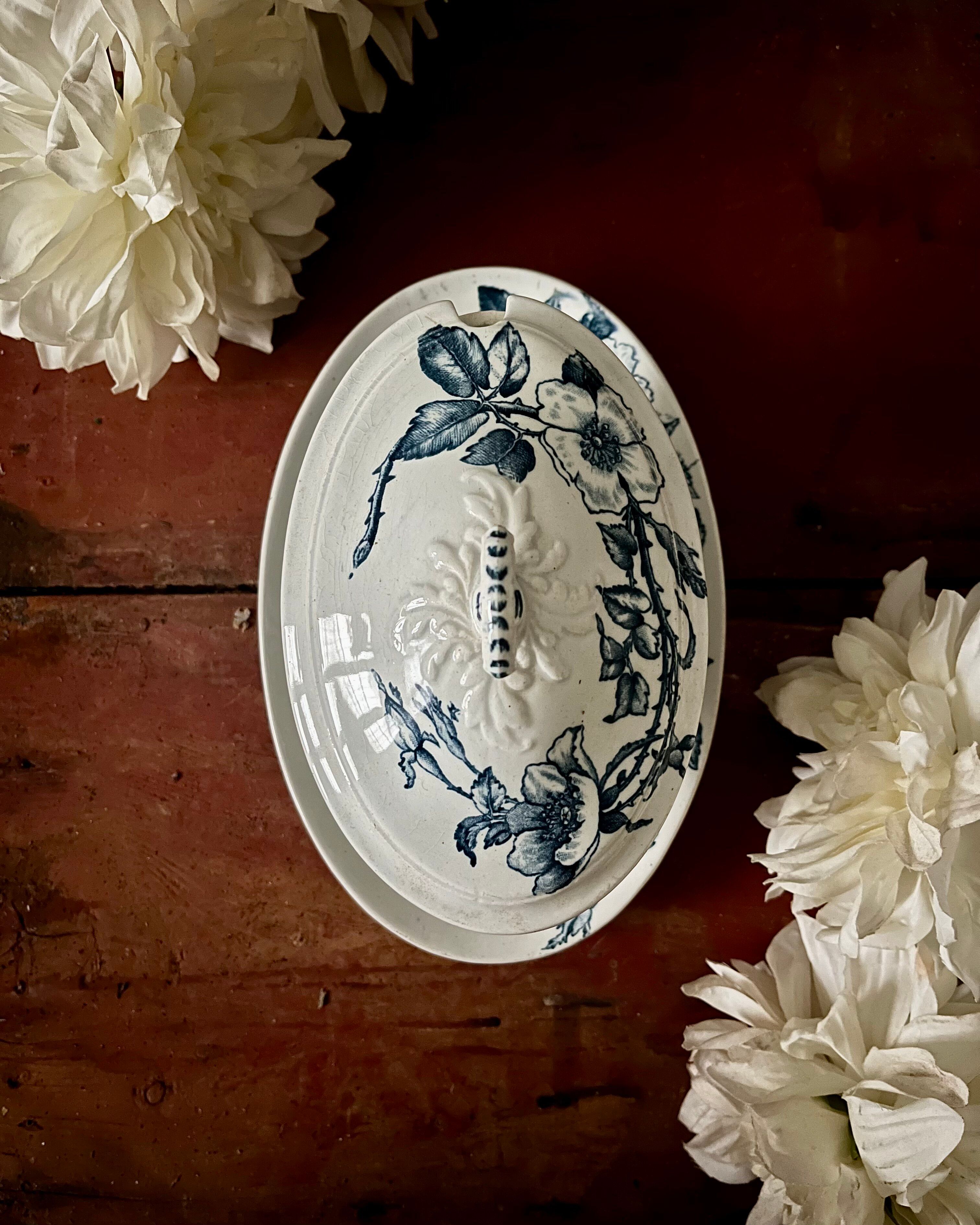 Sauceboat from Creil & Montereau ironstone.