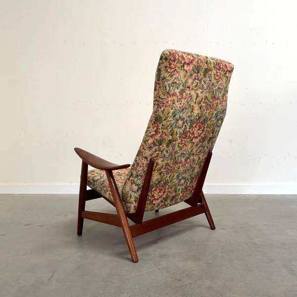 Danish design armchair by Wikkelsø for Willadsen, 1960s