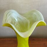 Collar vase
