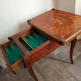 Play table in Louis XV marquetry. Early 20th century.