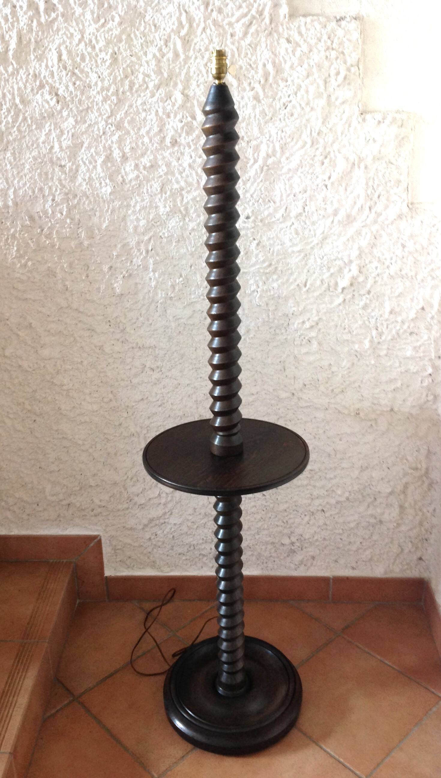 Wooden floor lamp turned in the spirit of Charles Dudouyt / art deco style