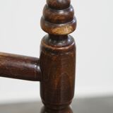 Chaise bistrot ancienne en bois avec accoudoirs