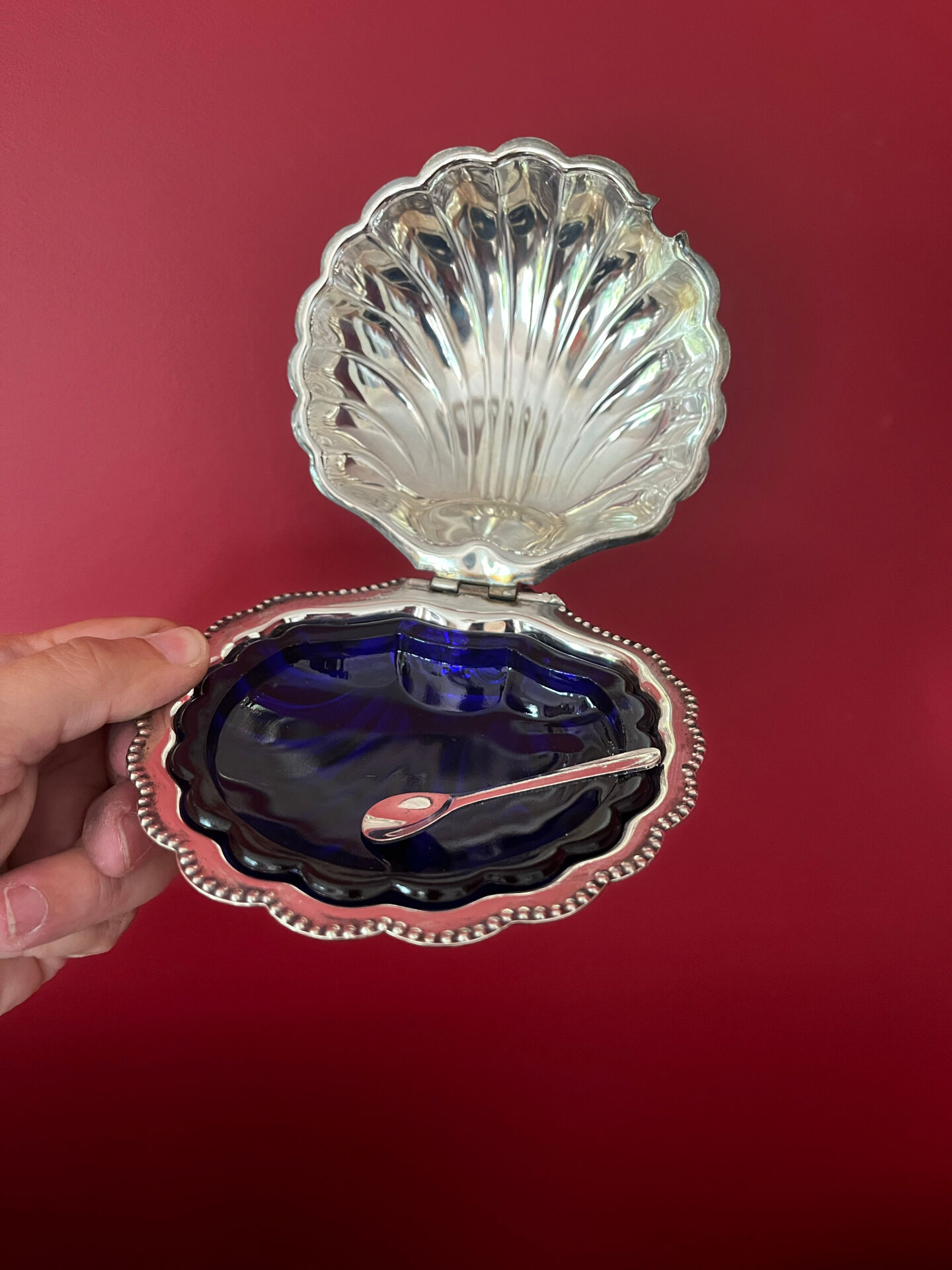 Shell butter dish