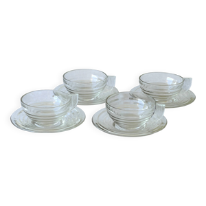 4 tasses et sous tasses