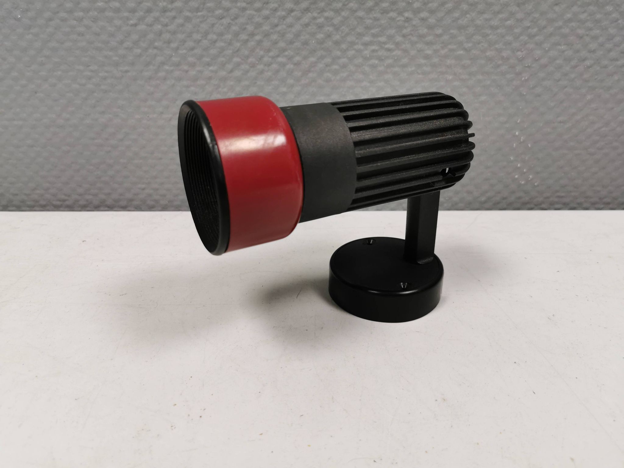 Small vintage wall lamp in hard pressed black and red plastic