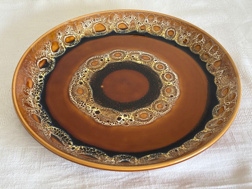 Round hollow serving dish Sarreguemines model Hawai