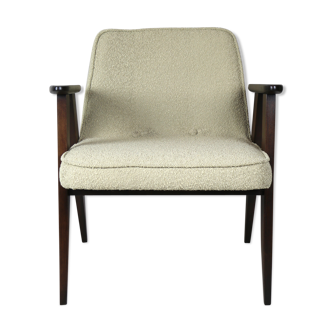 Fauetuil beige 366 de Józef Chierowski en boucle années 1970