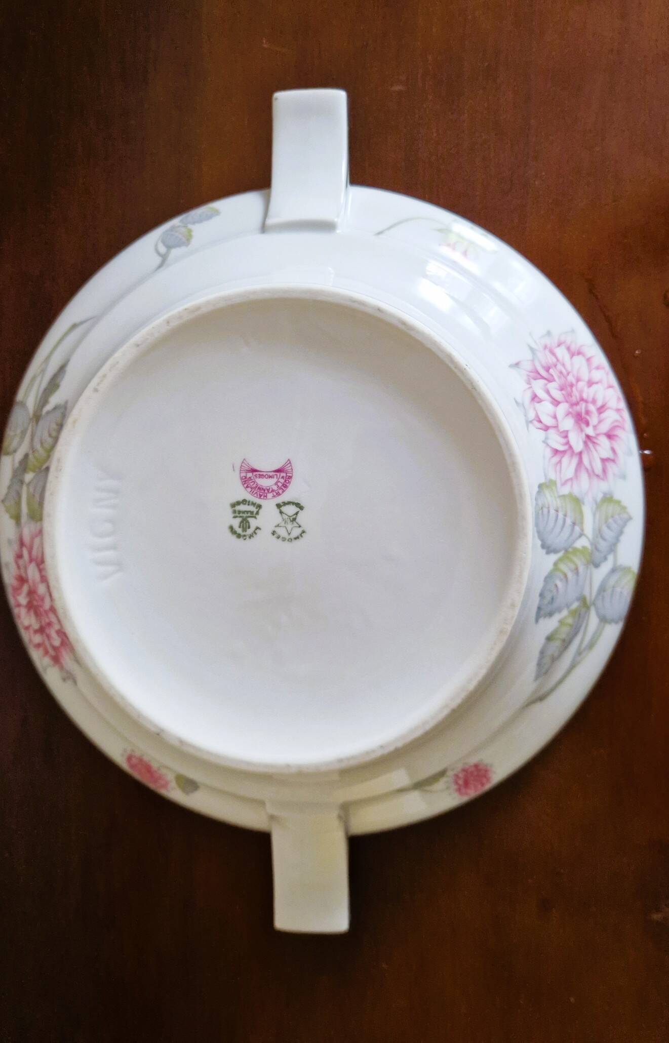 White porcelain soup tureen by Haviland with Dahlia patterns.