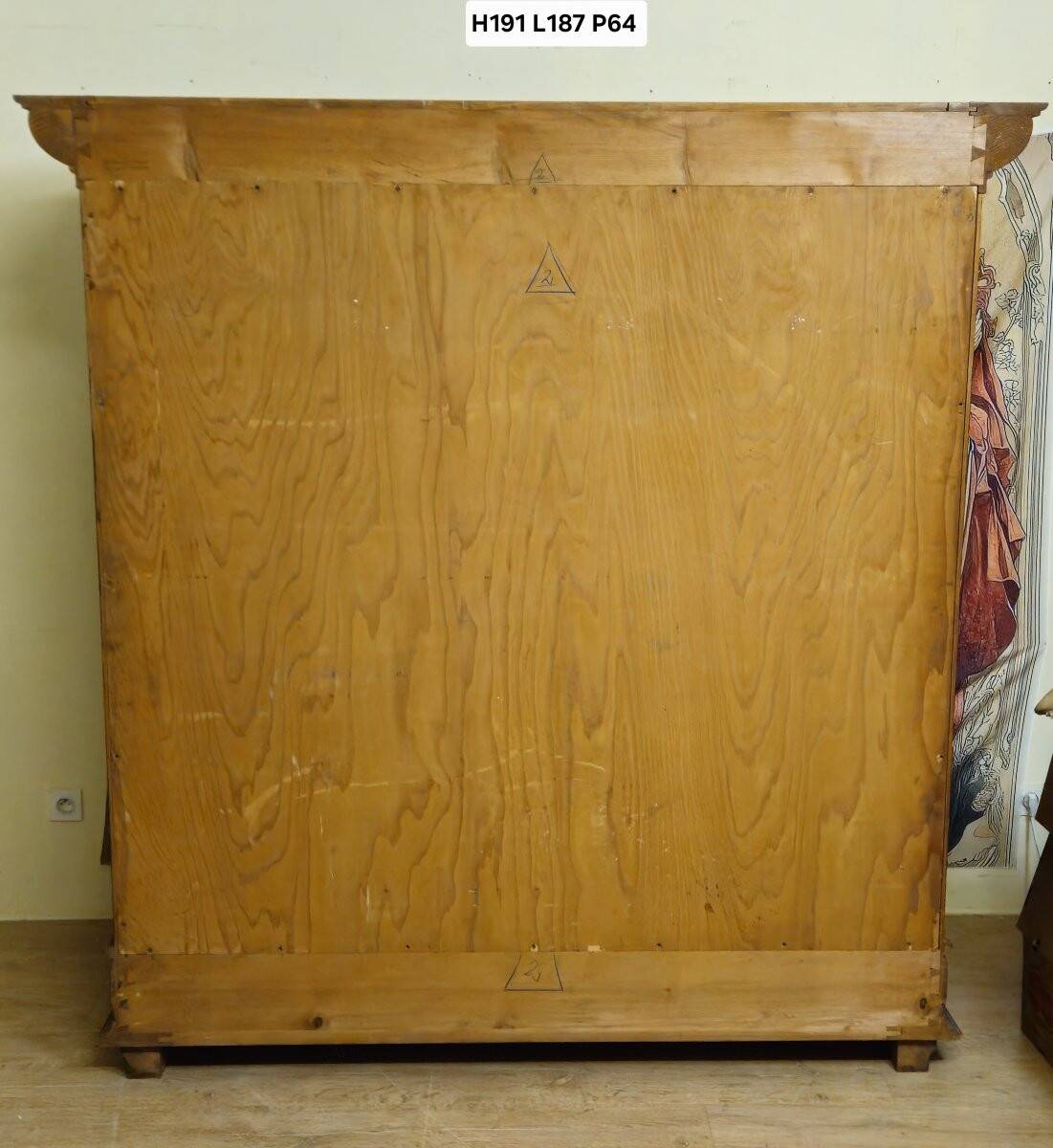 Armoire Alsacienne à décor floral peint polychrome – style Louis XIV – XIXème s.