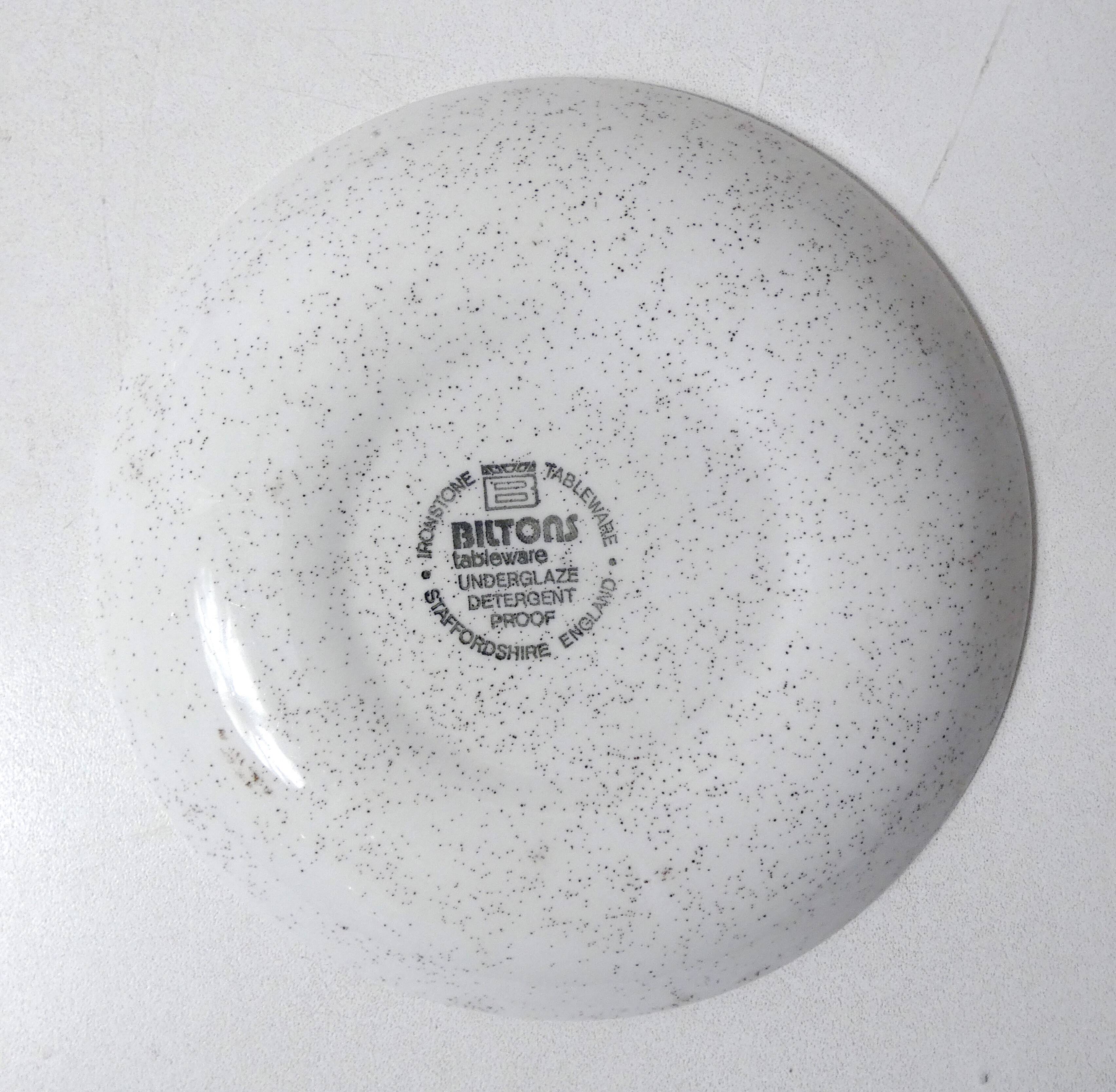 Assiettes staffordshire grès vintage