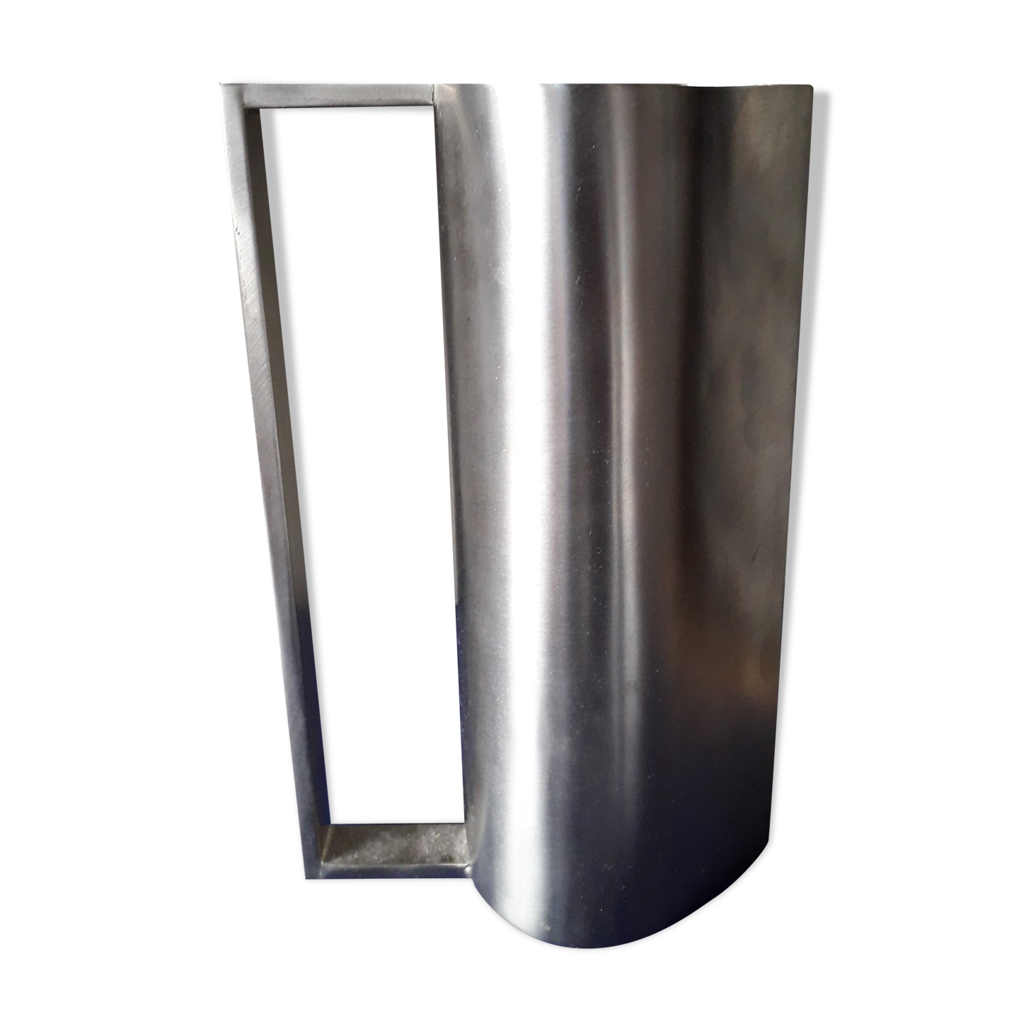 Italian design pitcher Armani Casa