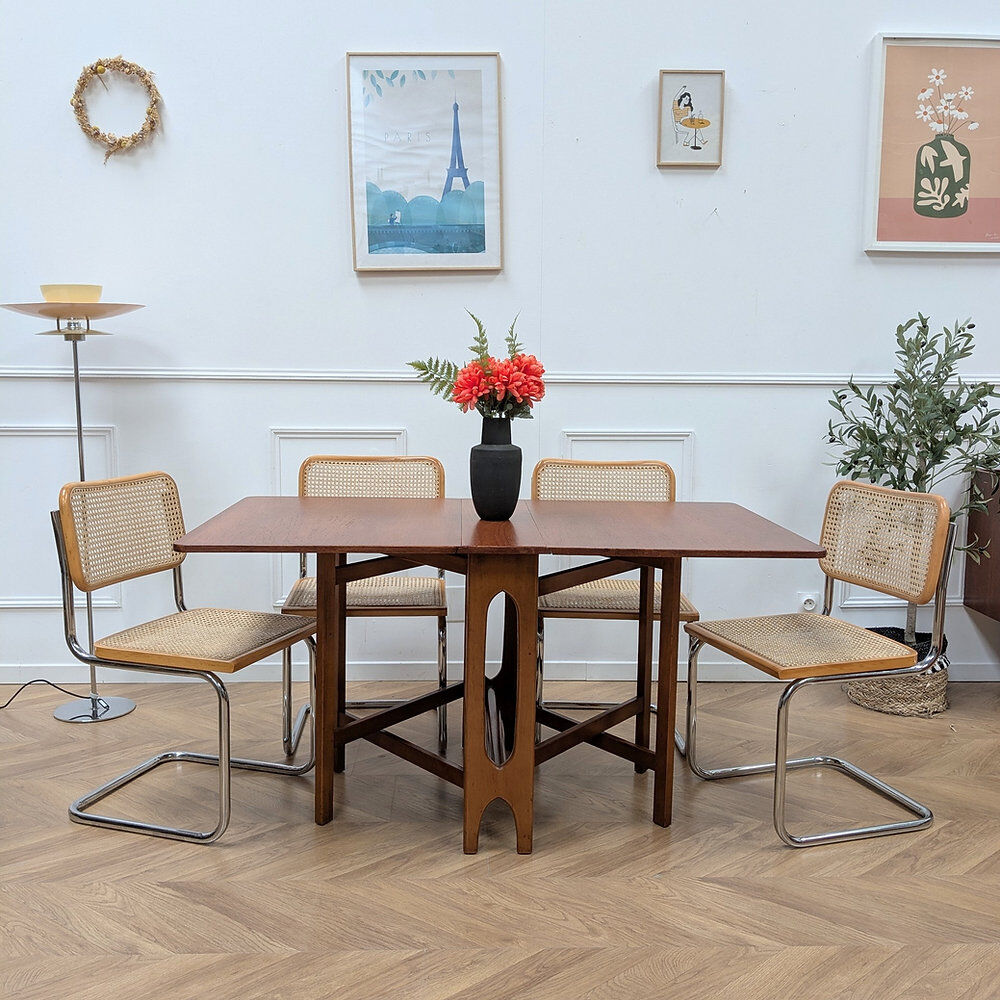 Lot de 4 chaises B32 par Marcel Breuer
