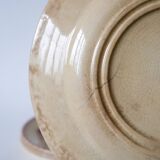 Set of 4 flat plates in Iron Earth, Gien "Capucines" model, late 19th century