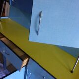 Buffet en formica jaune et bleu