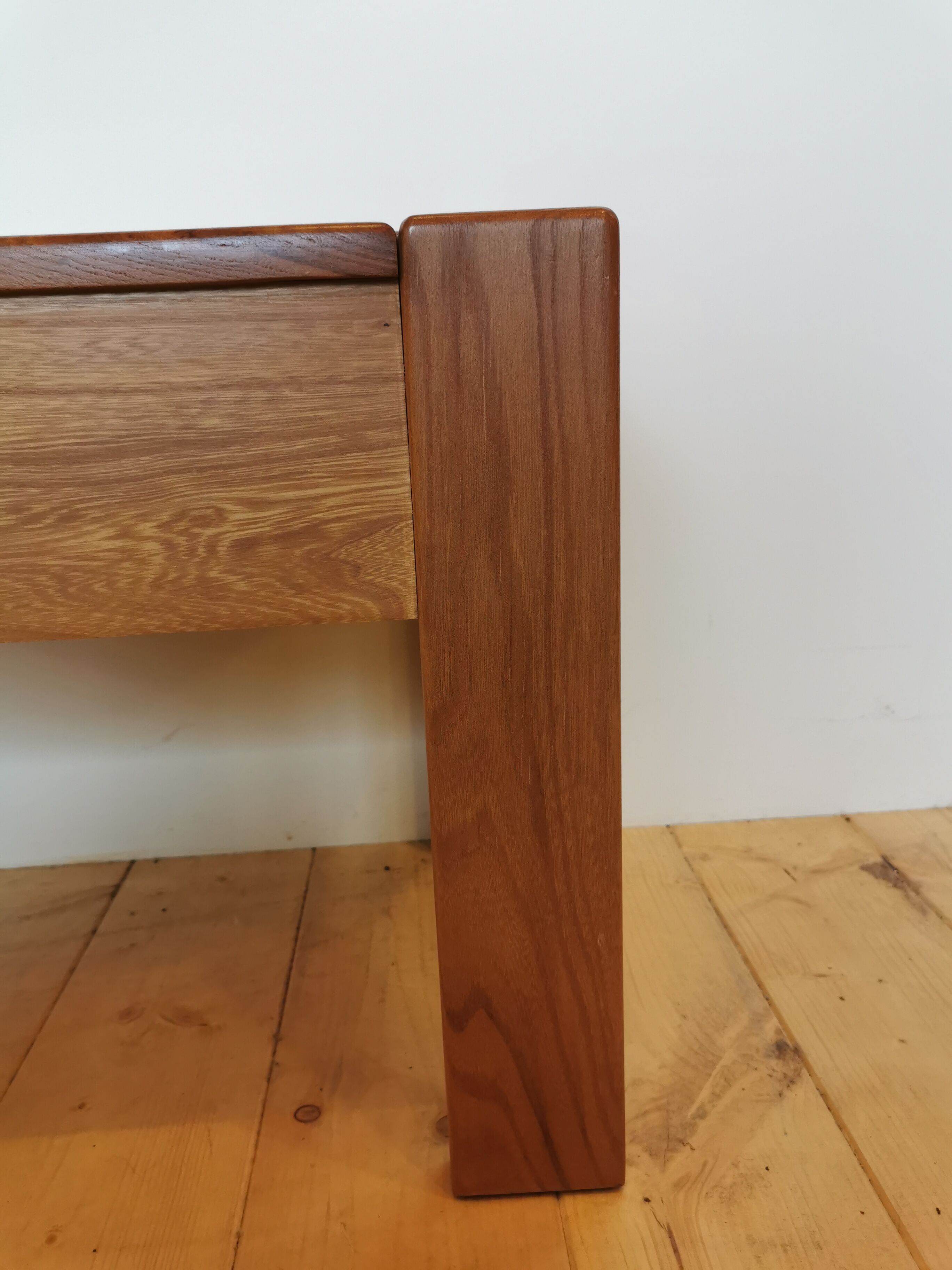 Paire de chevets en orme Maison Regain