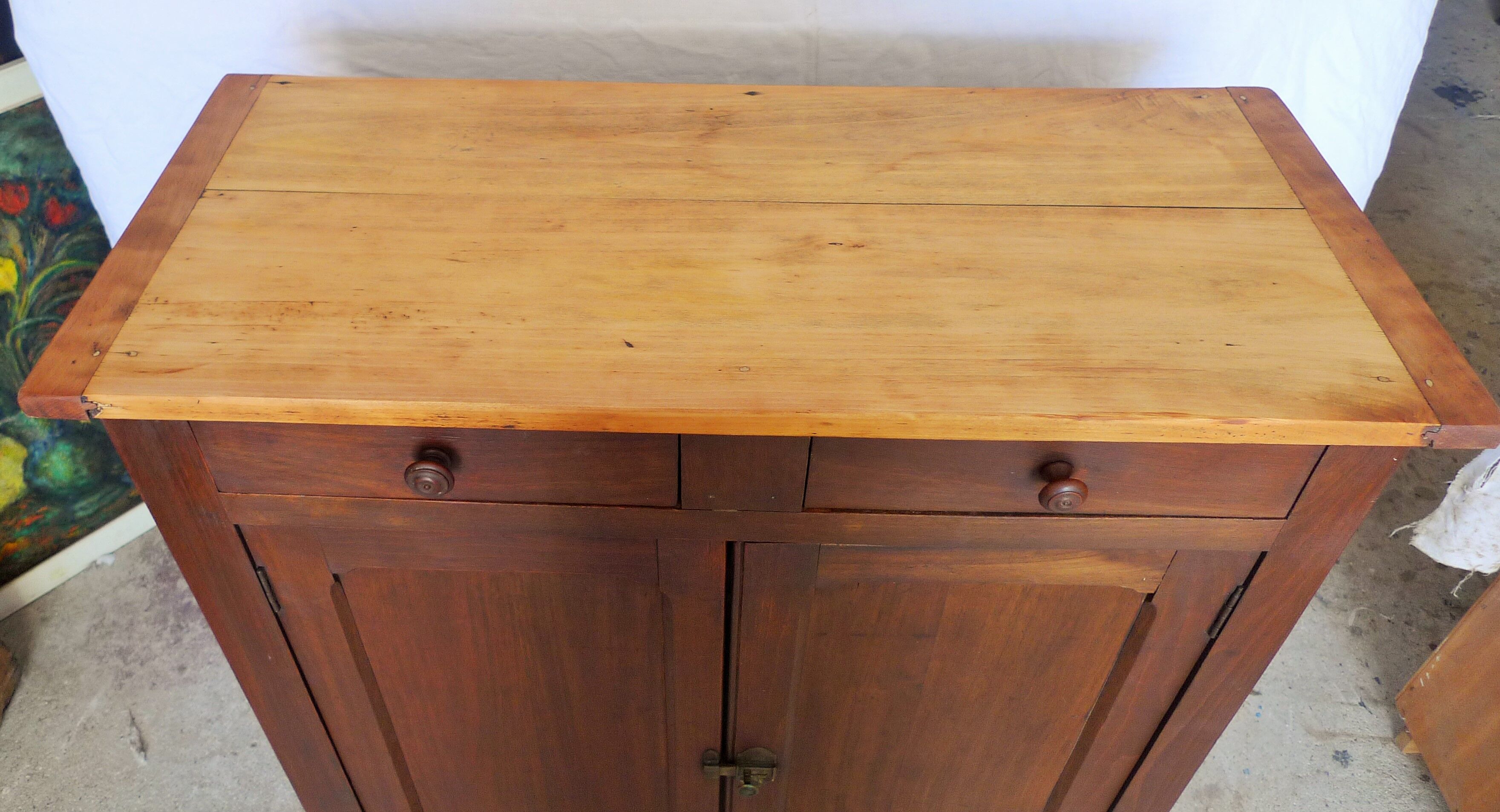 Parisian kitchen buffet