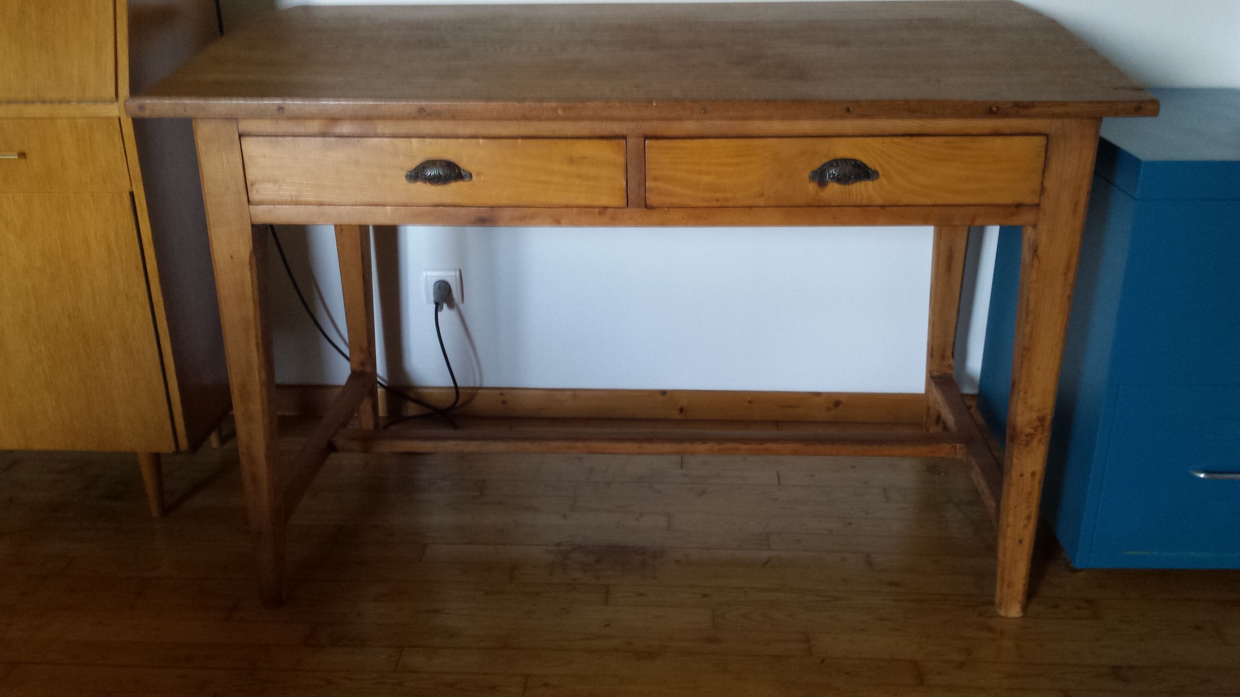 Wooden draughtsman's office