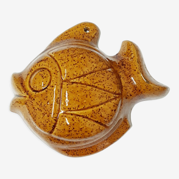 Fish wall hanging pudding mould