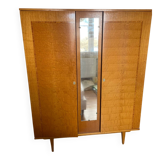 Scandinavian wardrobe with 2 doors and 1 mirror from the 1970s.