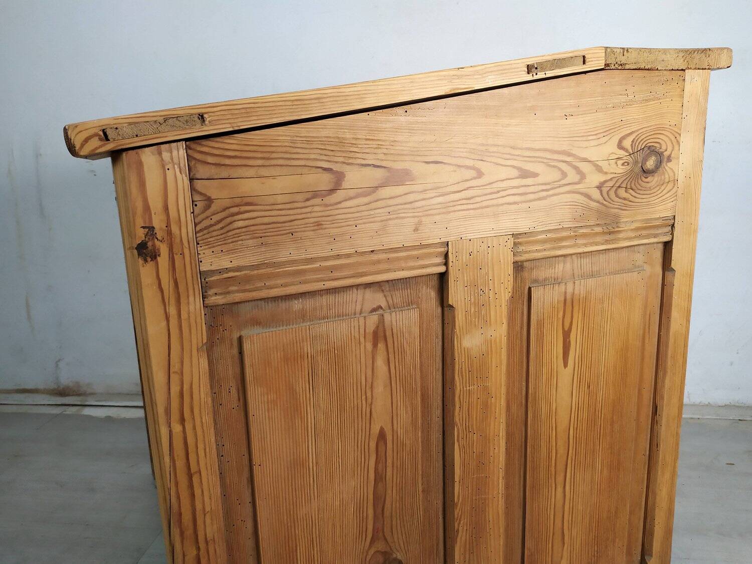 Striped pine office counter