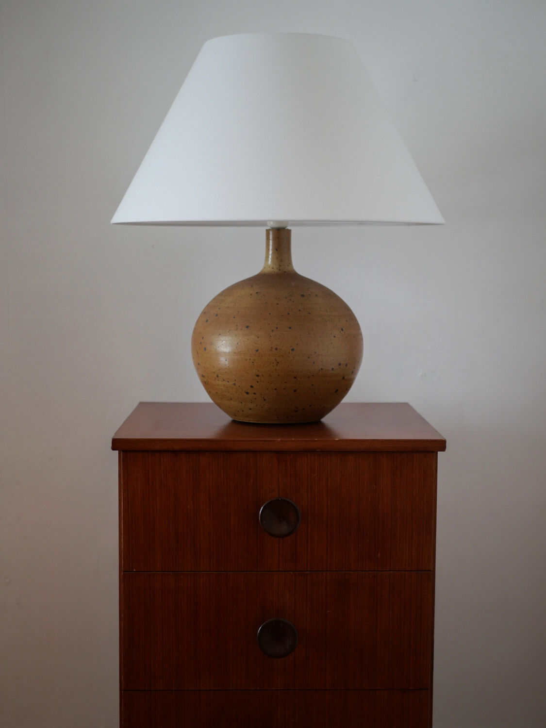Vintage stoneware lamp